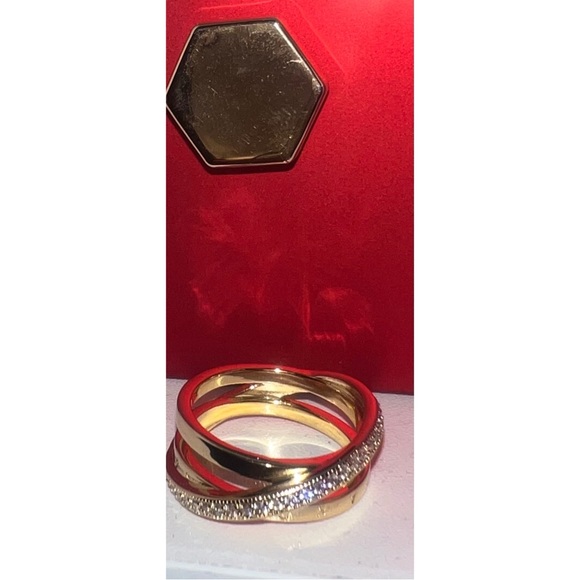 Crossover Pavé Triple Band ( Size 7) Ring - Picture 8 of 13